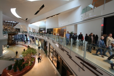 Crystals at CityCenter - foto: Alexander Garvin