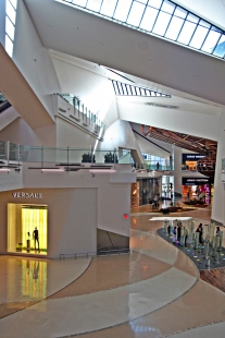 Crystals at CityCenter - foto: Alexander Garvin