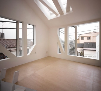 Tokyo Apartment - foto: Sou Fujimoto Architects