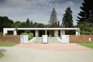 House on Top of Missile Bunker - foto: Robert Žákovič