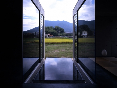 House in Gohara - foto: Toshiyuki Yano, Nacasa&Partners Inc.