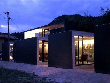 House in Gohara - foto: Toshiyuki Yano, Nacasa&Partners Inc.