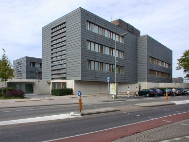 Headquarters of the Regional Police for South Limburg - foto: Petr Šmídek, 2003
