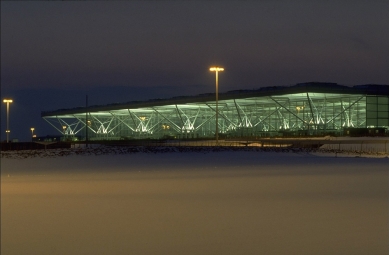 Letištní hala Stansted - foto: Foster and Partners