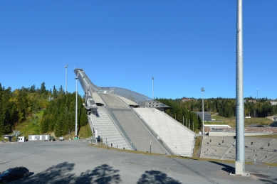 Nový skokanský můstek Holmenkollen - foto: Petr Šmídek, 2013