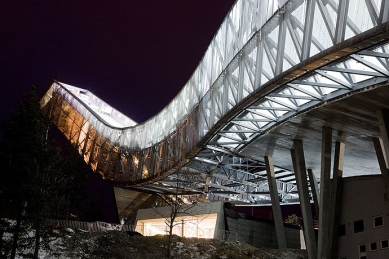 New Holmenkollen Beacon - foto: © Iwan Baan / www.iwan.com