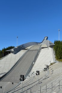 Nový skokanský můstek Holmenkollen - foto: Petr Šmídek, 2013