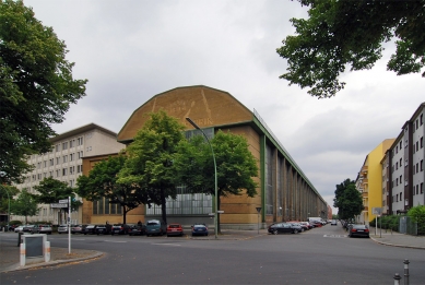 AEG High Tension Factory - foto: Petr Šmídek, 2008