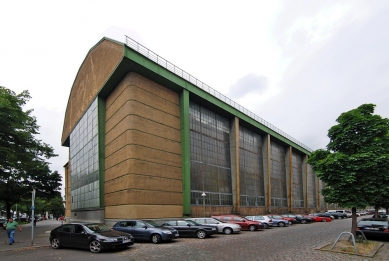 AEG High Tension Factory - foto: Petr Šmídek, 2008