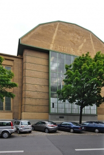 AEG High Tension Factory - foto: Petr Šmídek, 2008