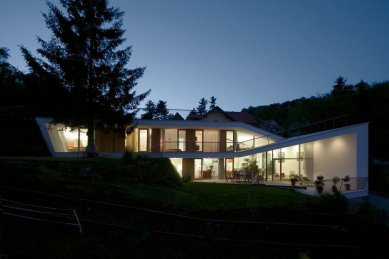 Folded House - foto: Max Nirnberger & Lorenz Prommegger