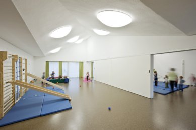 Kindergarten in Ternitz - foto: Herta Hurnaus