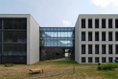 Vzdělávací centrum Na Karmeli - foto: Petr Šmídek, 2011