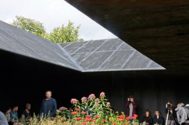 Serpentine Gallery Pavilion 2011 - foto: Martin Krcha, 2011