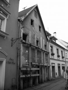 Rekonstrukce a úprava měšťanského domu - Původní stav - foto: archiv Znamení čtyř