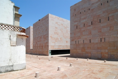 Sines Center for the Arts - foto: Petr Šmídek, 2011