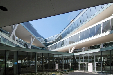 Actelion Business Center - foto: Petr Šmídek, 2011