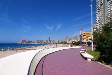 Benidorm West Beach Promenade - foto: Petr Šmídek, 2011