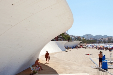 Benidorm West Beach Promenade - foto: Petr Šmídek, 2011