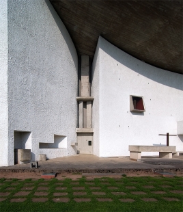 Mariánská kaple Notre-Dame du Haut - foto: Petr Šmídek, 2008