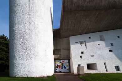 Mariánská kaple Notre-Dame du Haut - foto: Petr Šmídek, 2008