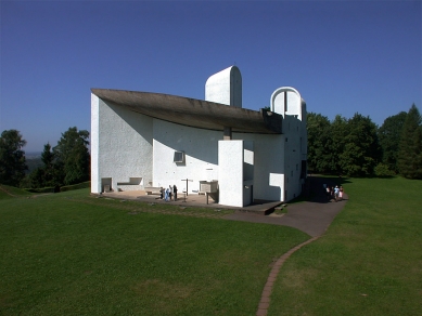 Mariánská kaple Notre-Dame du Haut - foto: Petr Šmídek, 2002