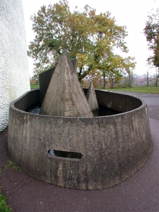 Mariánská kaple Notre-Dame du Haut - foto: Petr Šmídek, 2003