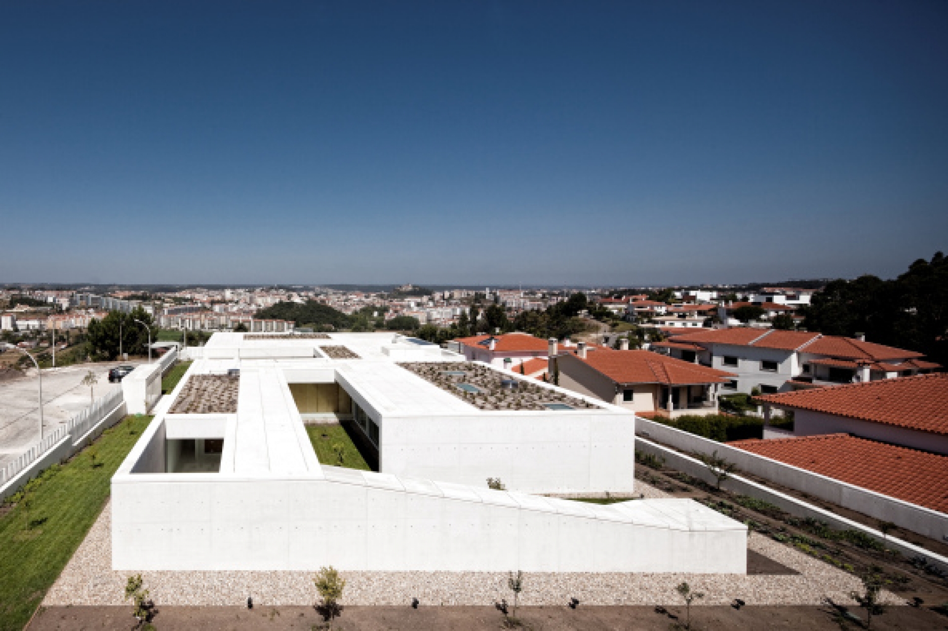 archiweb.cz - House in Leiria