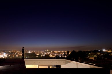 House in Leiria - foto: FG + SG - Fernando Guerra, Sergio Guerra