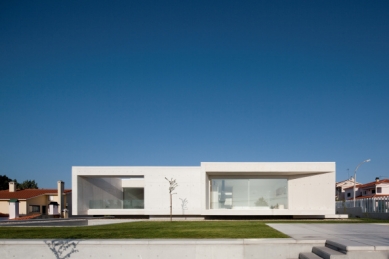 House in Leiria - foto: FG + SG - Fernando Guerra, Sergio Guerra