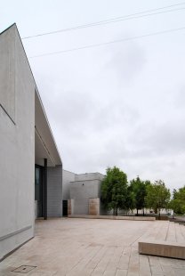 Ílhavo City Library - foto: Petr Šmídek, 2011