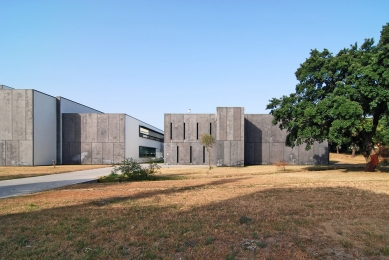 Vysoká škola technická Barreiro - foto: Petr Šmídek, 2011