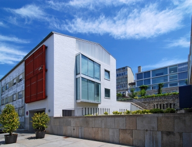 Conjunto residencial en Caramoniña - foto: Petr Šmídek, 2011