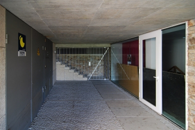 Conjunto residencial en Caramoniña - foto: Petr Šmídek, 2011