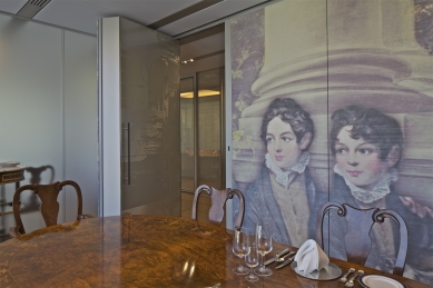 Centrála banky rodiny Rothschilds - Meeting room with family heritage - foto: Philippe Ruault