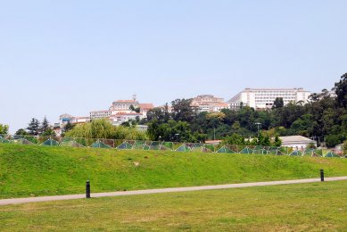 Pedro e Inês pedestrian bridge - foto: Petr Šmídek, 2011