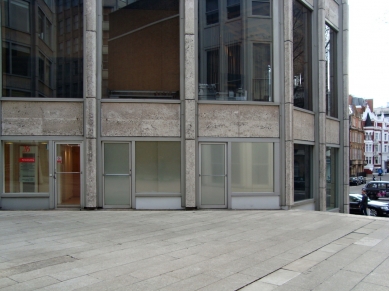 Economist Building - foto: Rasťo Udžan, 2009