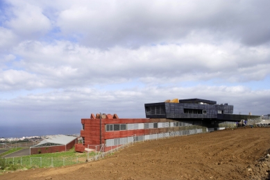 Rafael Arozarena High School - foto: Miguel de Guzman