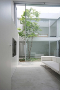 Cube Court House - foto: Courtesy of Shinichi Ogawa & Associates