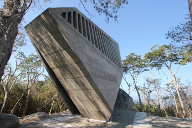 Sunset Chapel - foto: © Esteban y Sebastian Suarez