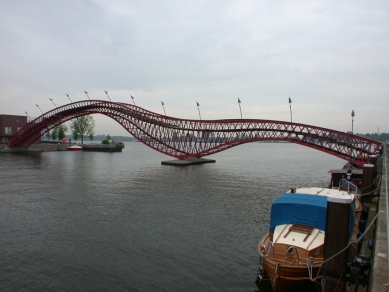 Bridges Borneo-Sporenburg - foto: Petr Šmídek, 2003