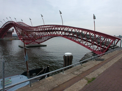 Bridges Borneo-Sporenburg - foto: Petr Šmídek, 2003