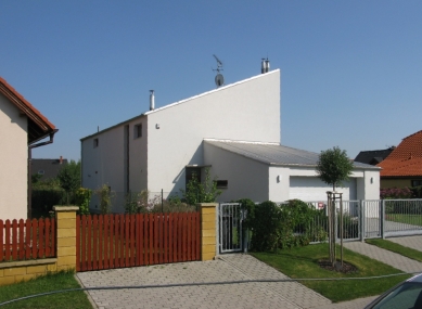 Family house in Čelákovice - foto: archiv autora