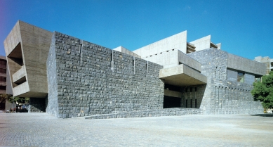 Presidential Seat of the Canary Islands Government - foto: Jordi Bernado