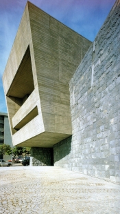 Presidential Seat of the Canary Islands Government - foto: Jordi Bernado