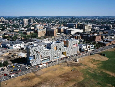 Simmons Hall @ MIT - foto: Andy Ryan