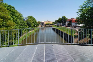 Lávka pro pěší a cyklisty přes Orlici - foto: Petr Šmídek, 2012