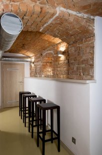 Interiér baru v Poděbradech - foto: Jiří Ernest