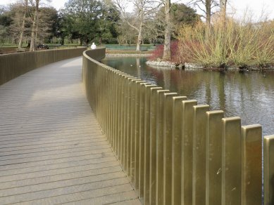 The Sackler Crossing Kew - foto: Petr Šmídek, 2012