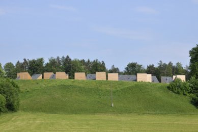 Razgledi Perovo Housing  - foto: Miran Kambič